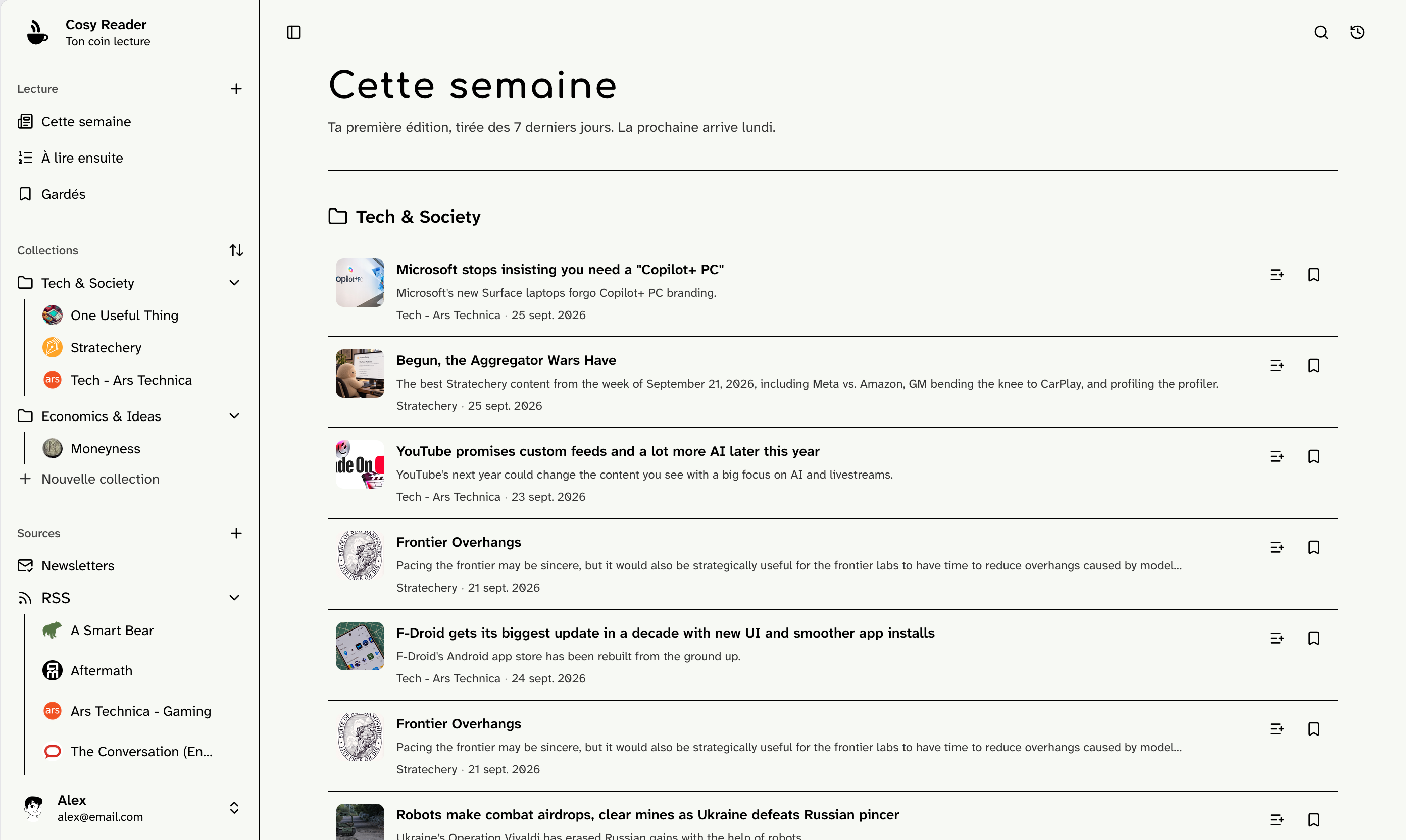 Cosy Reader affichant l'édition de la semaine, un chapitre par thème, avec À lire ensuite et Gardés dans la barre latérale